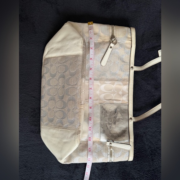 Coach Patchwork White and Silver Rare Tote bag - Picture 14 of 15